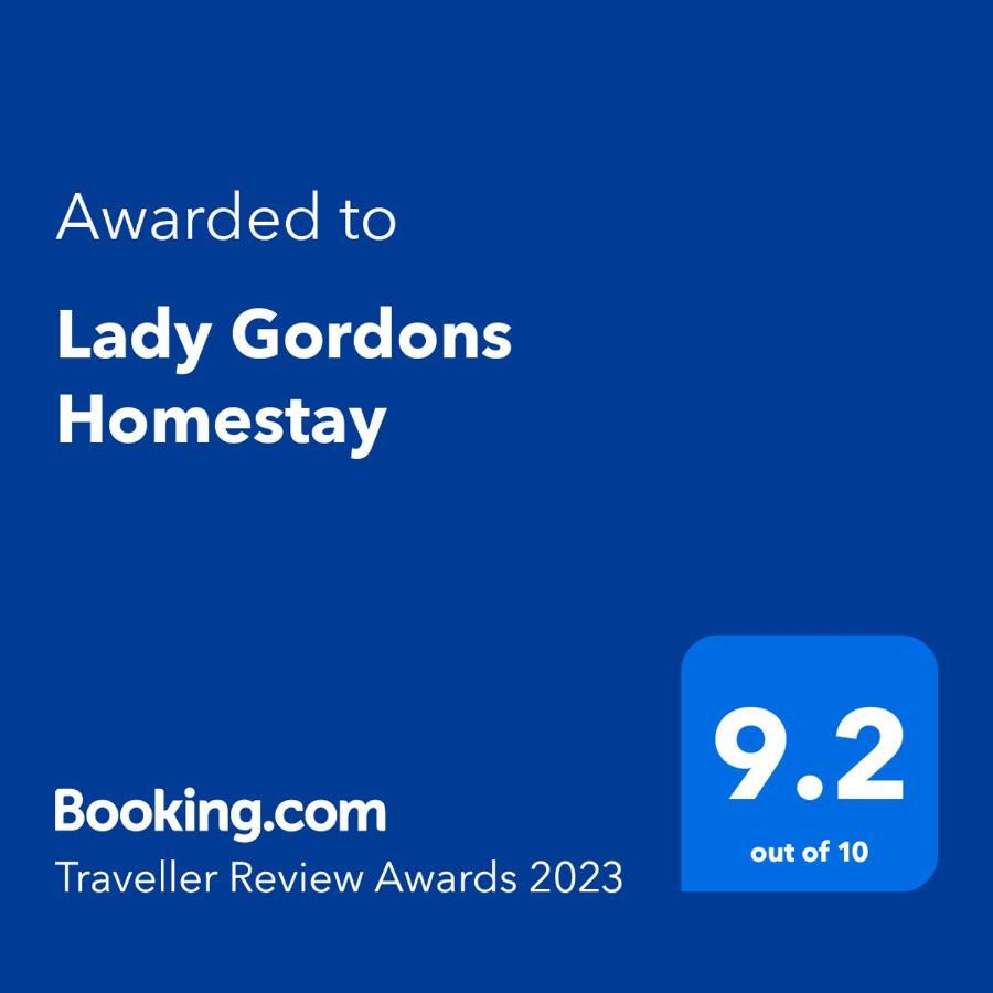 Lady Gordons Homestay Канди Екстериор снимка