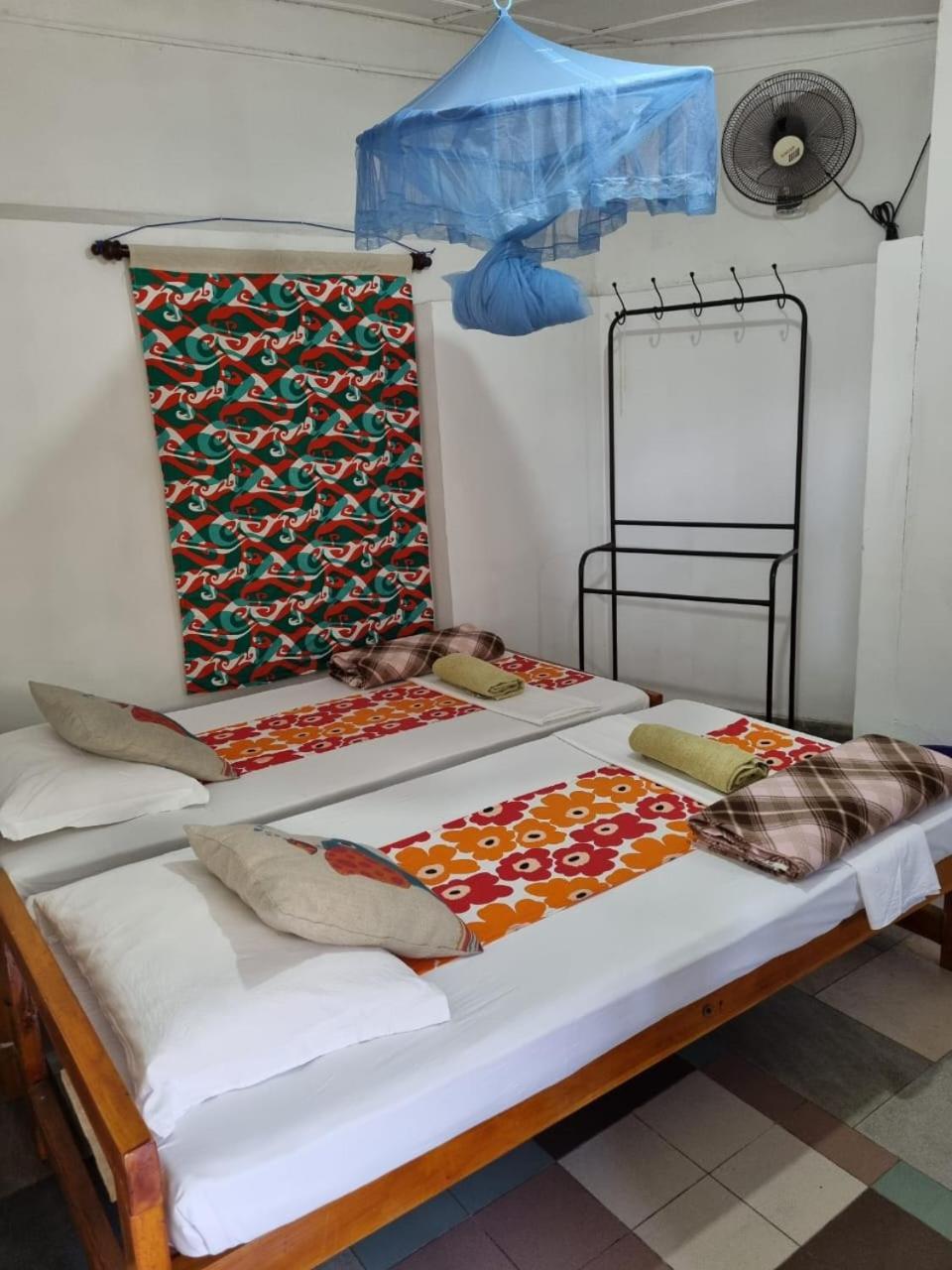 Lady Gordons Homestay Канди Екстериор снимка